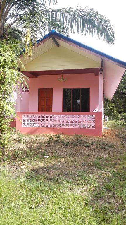 Cashew Nut Bungalows Hotel Ao Nang Esterno foto