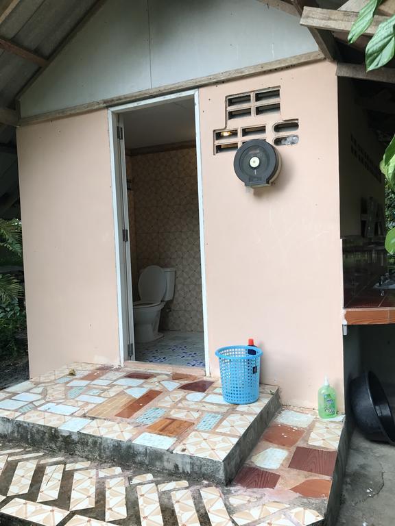 Cashew Nut Bungalows Hotel Ao Nang Esterno foto