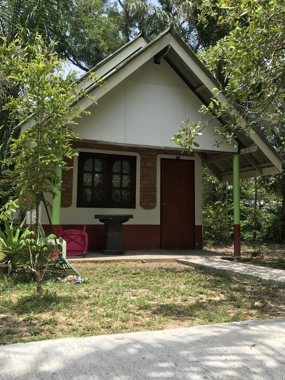 Cashew Nut Bungalows Hotel Ao Nang Esterno foto
