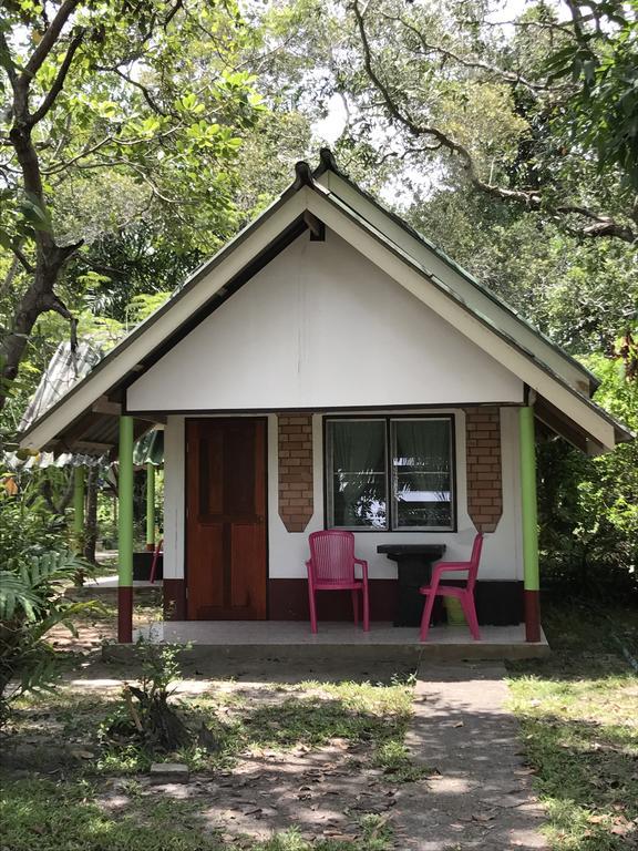 Cashew Nut Bungalows Hotel Ao Nang Esterno foto