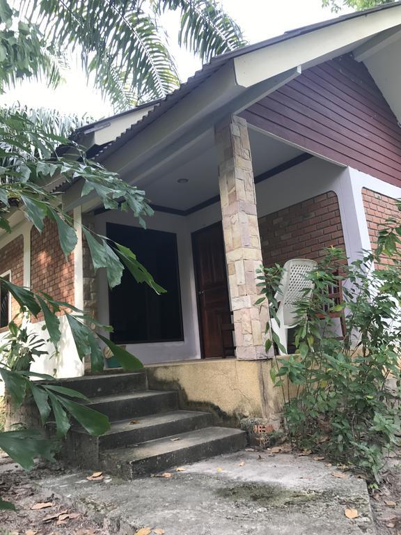 Cashew Nut Bungalows Hotel Ao Nang Esterno foto