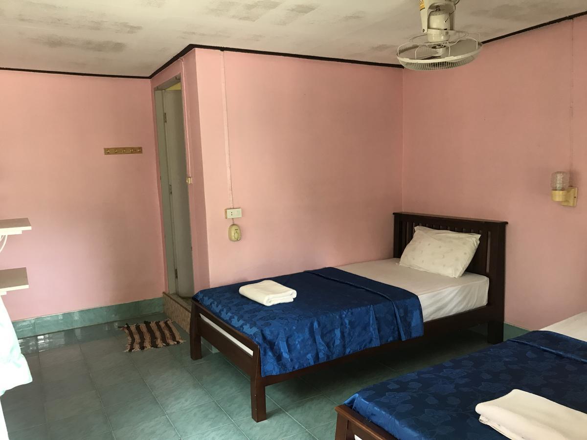 Cashew Nut Bungalows Hotel Ao Nang Esterno foto